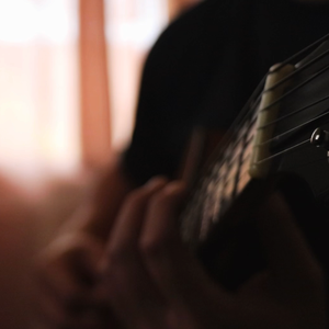 圣采儿的拉尿部位
